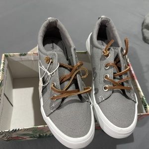 Tommy Bahama Shoes